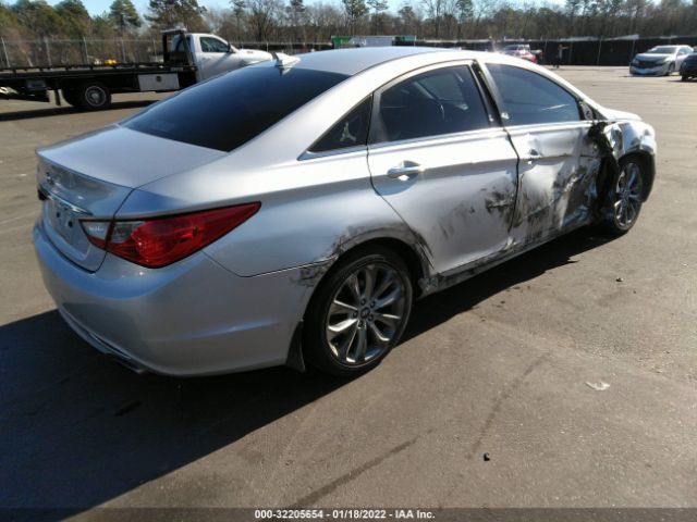 Photo 3 VIN: 5NPEC4AC1DH608177 - HYUNDAI SONATA 