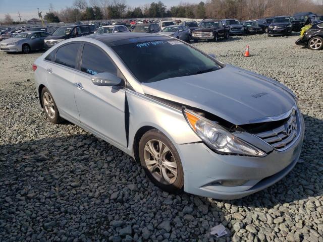 Photo 3 VIN: 5NPEC4AC1DH613637 - HYUNDAI SONATA SE 