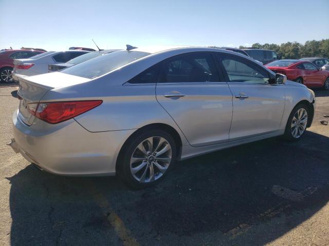 Photo 2 VIN: 5NPEC4AC1DH628722 - HYUNDAI SONATA 