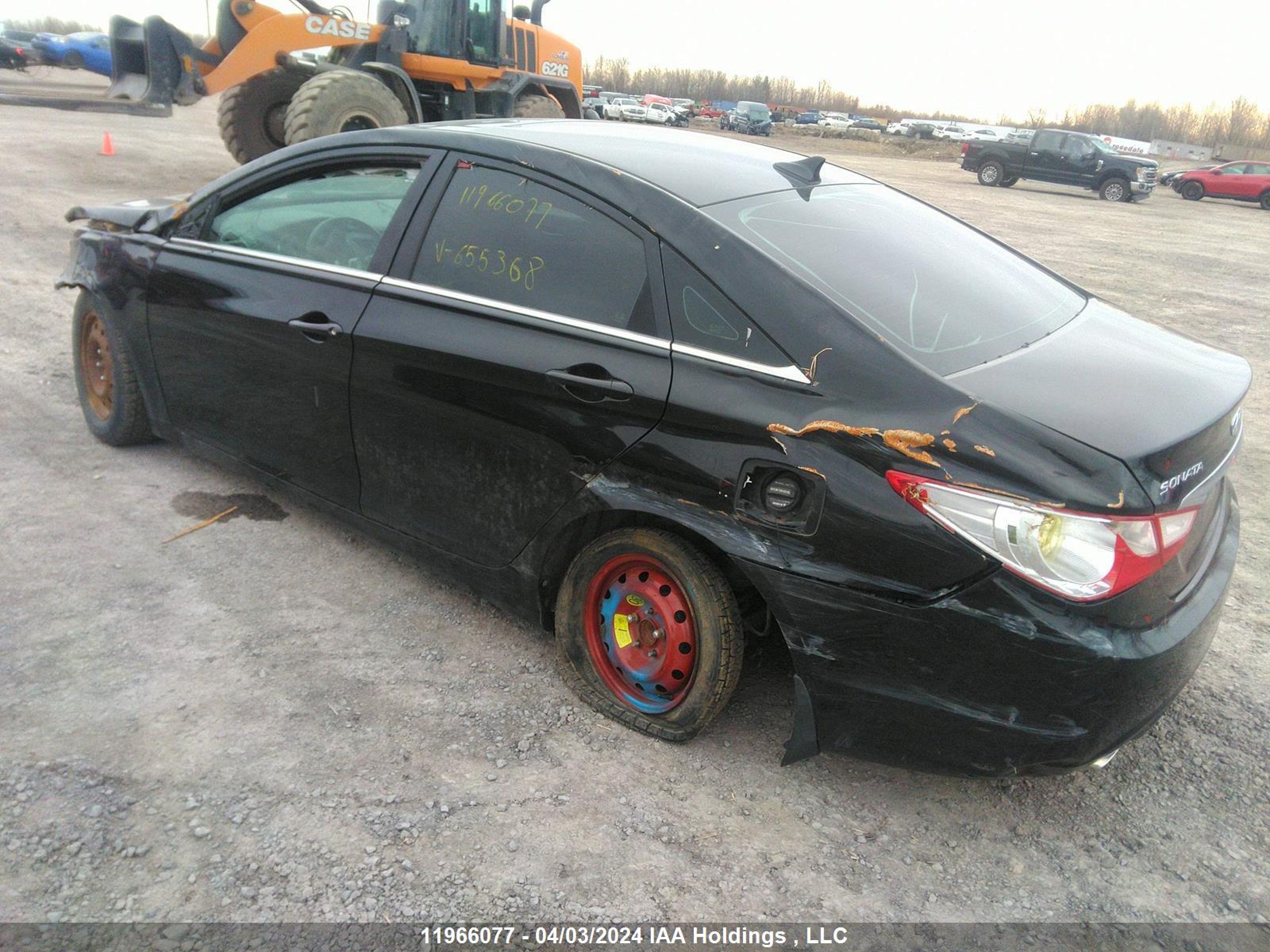 Photo 2 VIN: 5NPEC4AC1DH655368 - HYUNDAI SONATA 