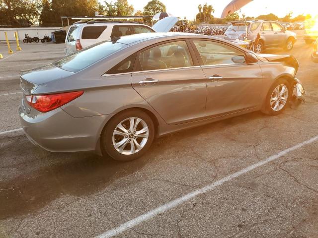 Photo 2 VIN: 5NPEC4AC1DH722860 - HYUNDAI SONATA 