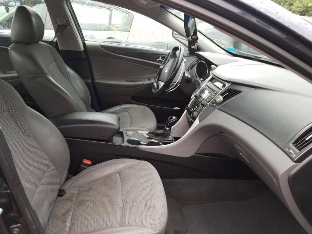 Photo 4 VIN: 5NPEC4AC1DH723300 - HYUNDAI SONATA SE 