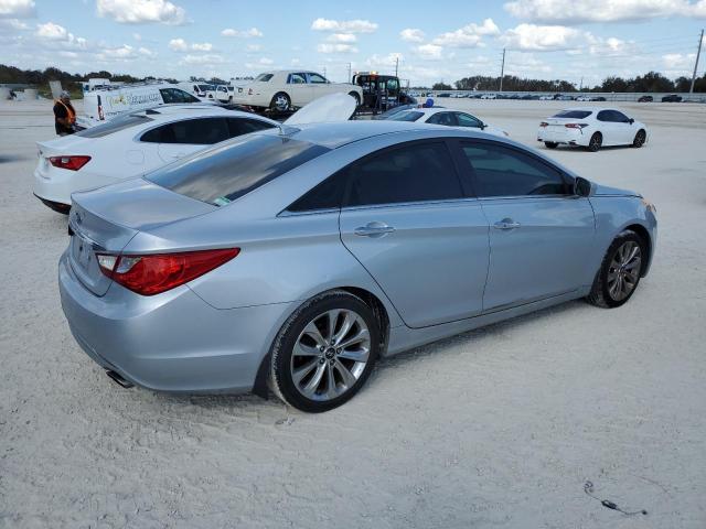 Photo 2 VIN: 5NPEC4AC1DH724107 - HYUNDAI SONATA SE 