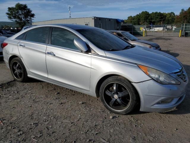 Photo 3 VIN: 5NPEC4AC1DH759584 - HYUNDAI SONATA SE 