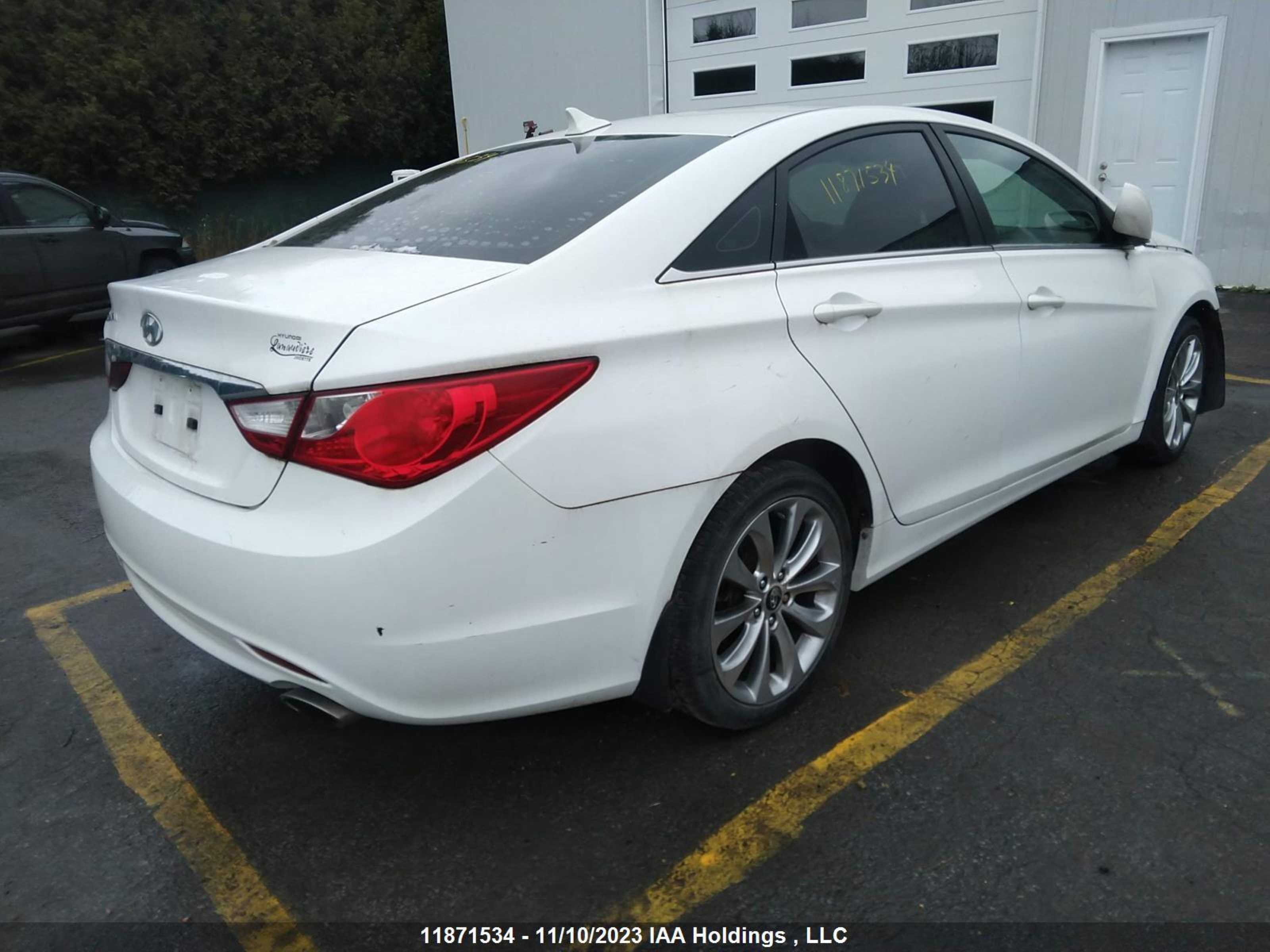 Photo 3 VIN: 5NPEC4AC1DH797588 - HYUNDAI SONATA 