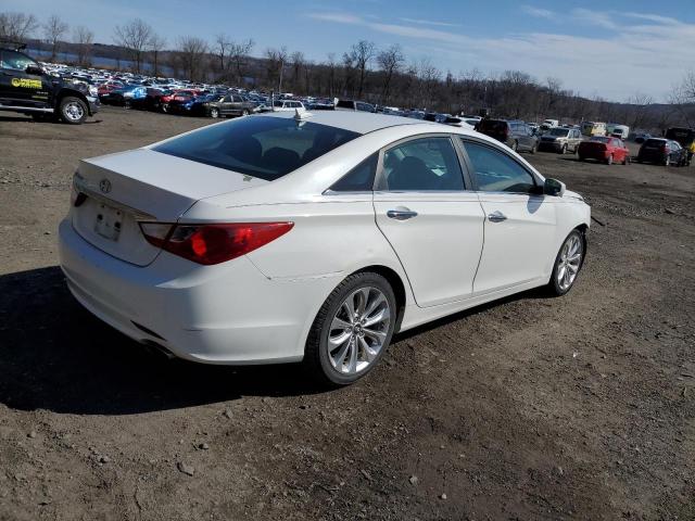 Photo 2 VIN: 5NPEC4AC1DH800148 - HYUNDAI SONATA SE 