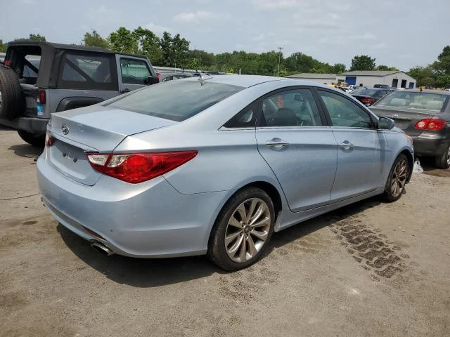 Photo 2 VIN: 5NPEC4AC1DH801722 - HYUNDAI SONATA SE 