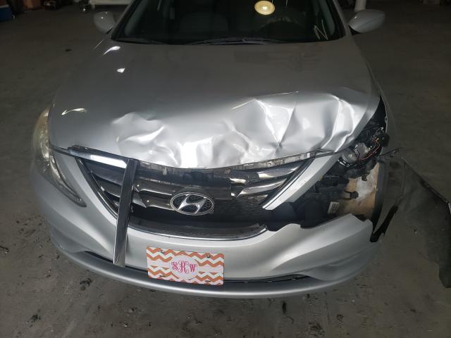 Photo 8 VIN: 5NPEC4AC1DH808055 - HYUNDAI SONATA SE 