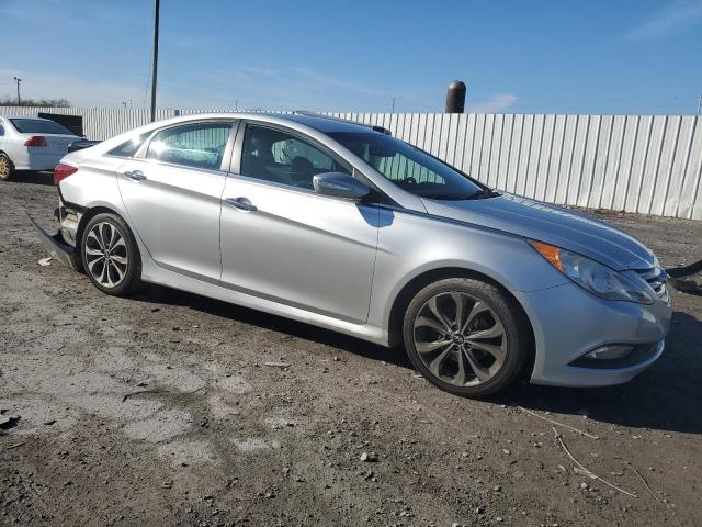 Photo 3 VIN: 5NPEC4AC1EH811779 - HYUNDAI SONATA 