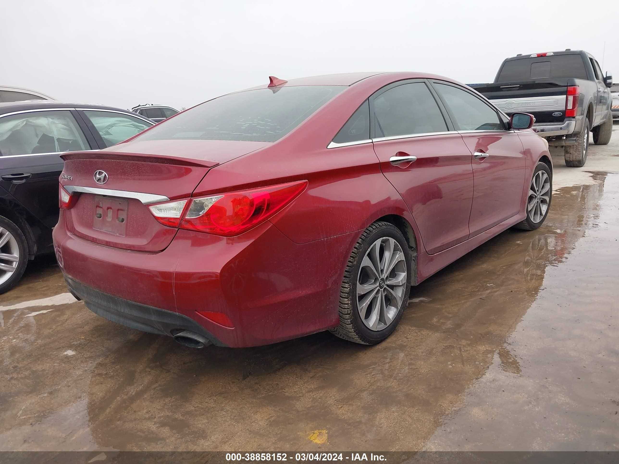 Photo 3 VIN: 5NPEC4AC1EH852350 - HYUNDAI SONATA 