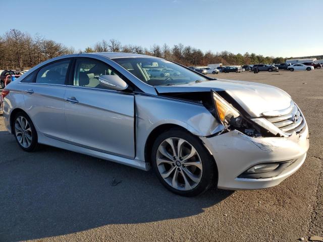 Photo 3 VIN: 5NPEC4AC1EH873070 - HYUNDAI SONATA SE 