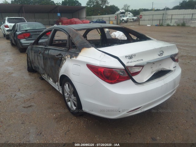 Photo 2 VIN: 5NPEC4AC2BH009849 - HYUNDAI SONATA 