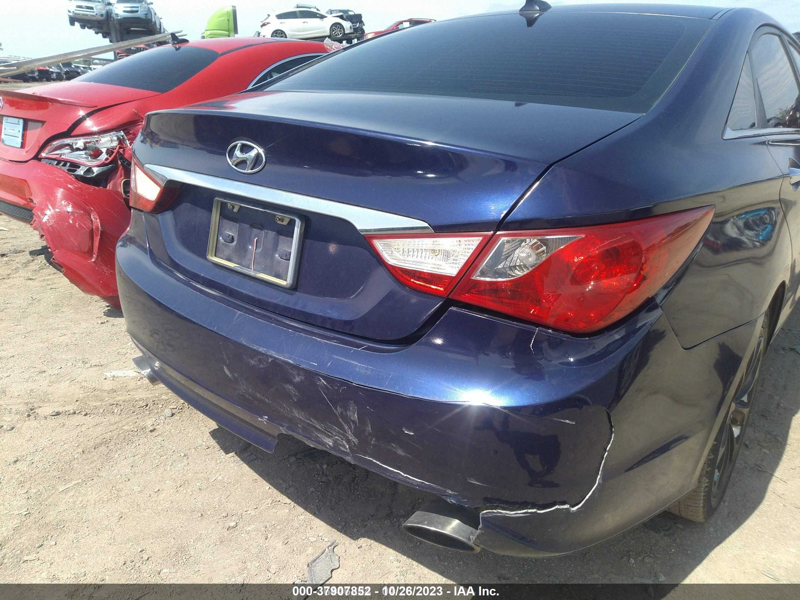 Photo 5 VIN: 5NPEC4AC2BH049302 - HYUNDAI SONATA 