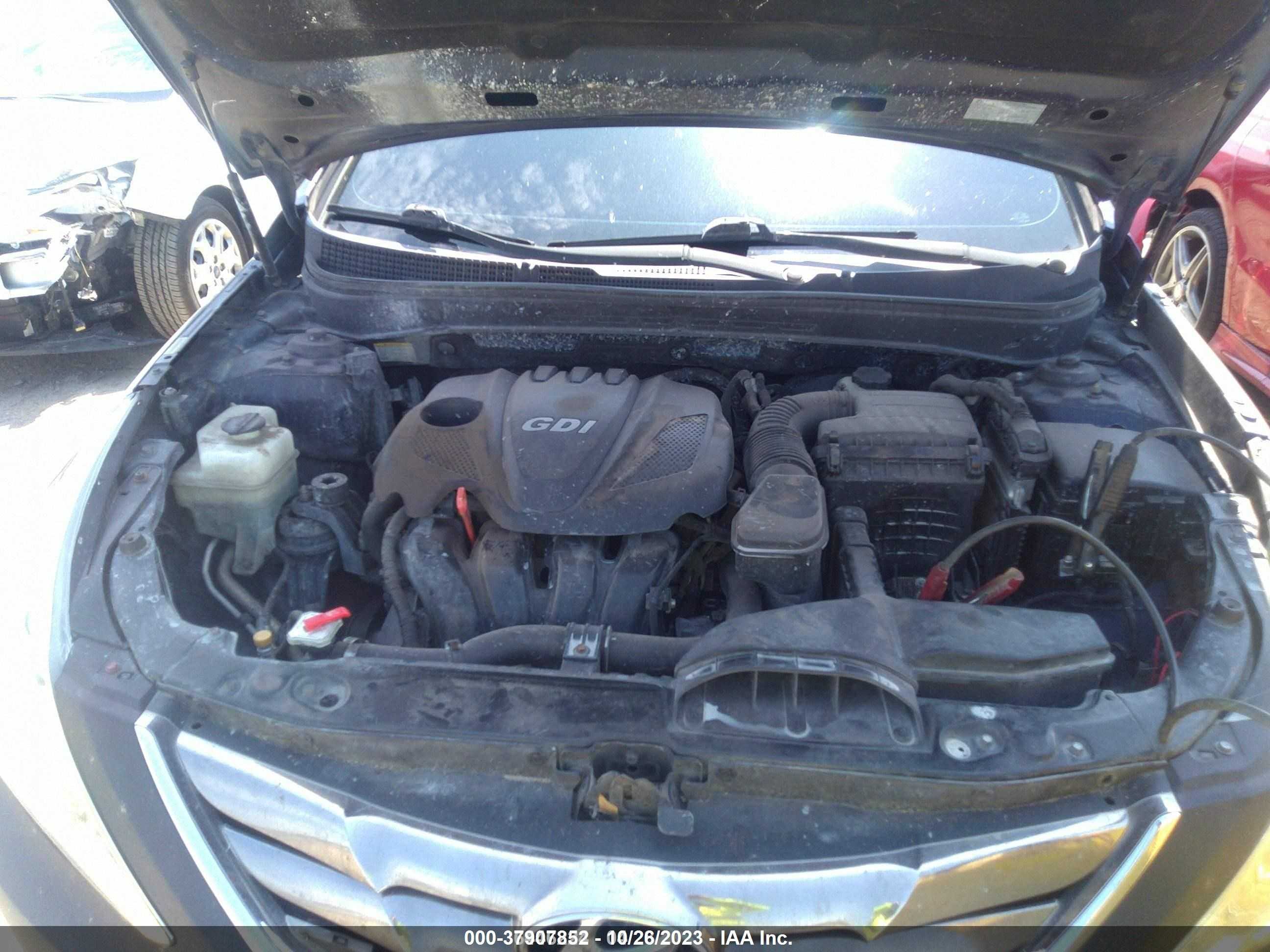 Photo 9 VIN: 5NPEC4AC2BH049302 - HYUNDAI SONATA 