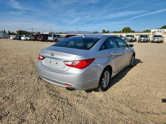 Photo 3 VIN: 5NPEC4AC2BH054743 - HYUNDAI SONATA SE 