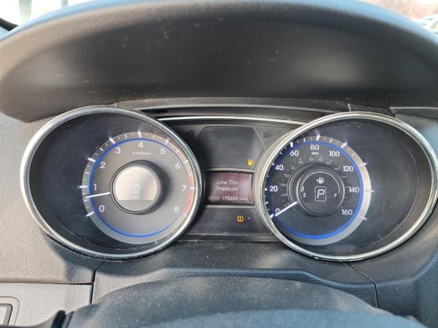 Photo 7 VIN: 5NPEC4AC2BH054743 - HYUNDAI SONATA SE 