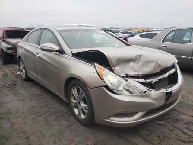 Photo 3 VIN: 5NPEC4AC2BH064334 - HYUNDAI SONATA SE 