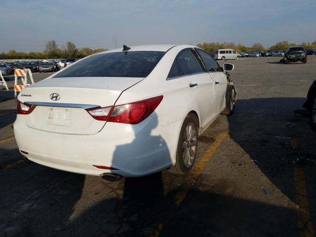 Photo 3 VIN: 5NPEC4AC2BH074670 - HYUNDAI SONATA SE 