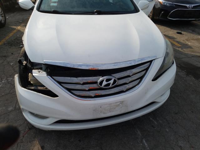 Photo 6 VIN: 5NPEC4AC2BH074670 - HYUNDAI SONATA SE 