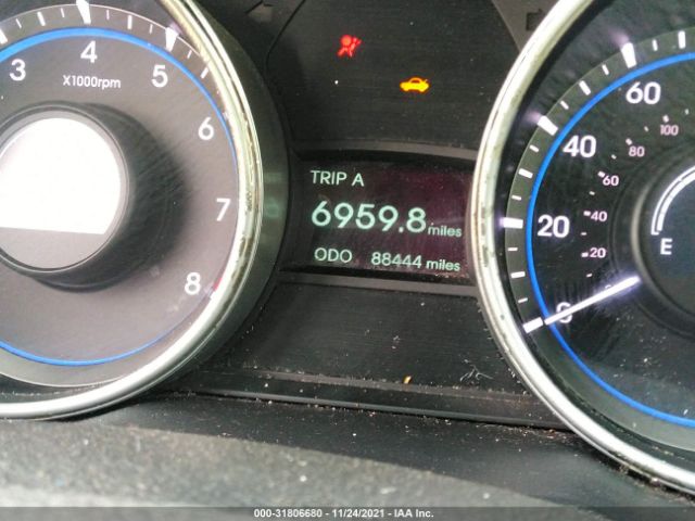 Photo 6 VIN: 5NPEC4AC2BH082784 - HYUNDAI SONATA 