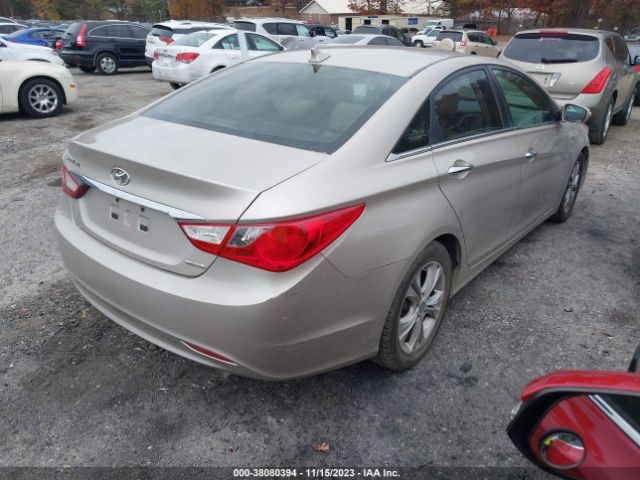 Photo 3 VIN: 5NPEC4AC2BH089055 - HYUNDAI SONATA 