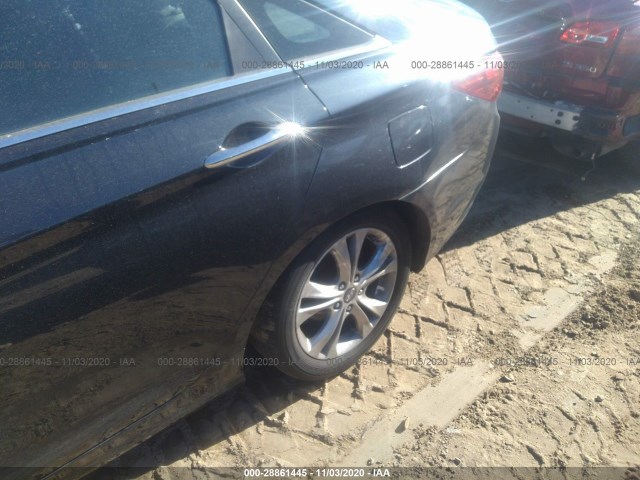 Photo 5 VIN: 5NPEC4AC2BH099374 - HYUNDAI SONATA 