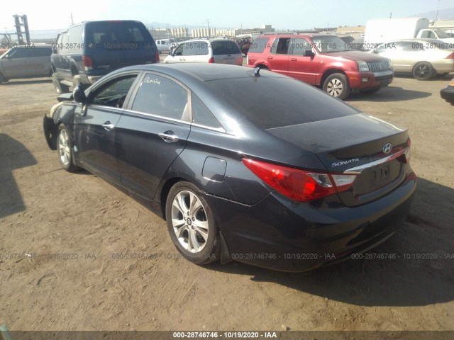 Photo 2 VIN: 5NPEC4AC2BH120207 - HYUNDAI SONATA 