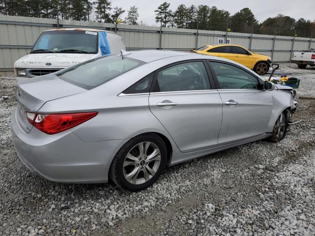 Photo 2 VIN: 5NPEC4AC2BH131224 - HYUNDAI SONATA 