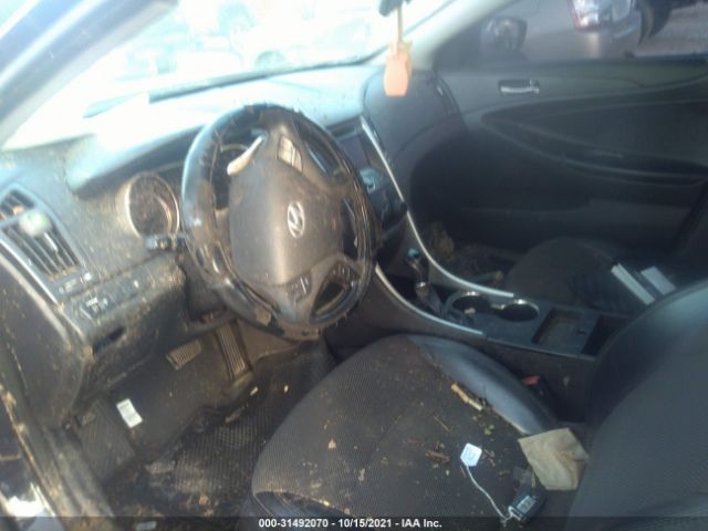 Photo 4 VIN: 5NPEC4AC2BH137623 - HYUNDAI SONATA 