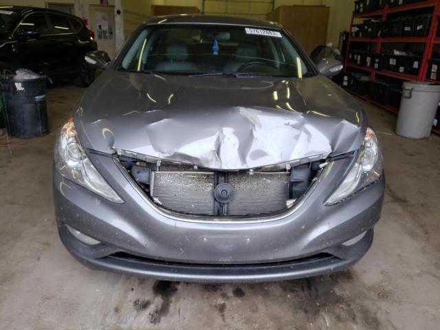 Photo 4 VIN: 5NPEC4AC2BH137850 - HYUNDAI SONATA SE 