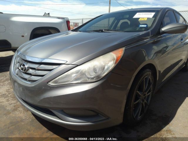 Photo 5 VIN: 5NPEC4AC2BH137881 - HYUNDAI SONATA 