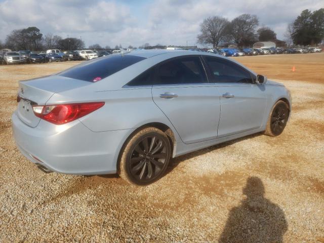 Photo 2 VIN: 5NPEC4AC2BH140988 - HYUNDAI SONATA SE 