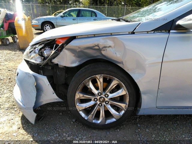 Photo 5 VIN: 5NPEC4AC2BH142045 - HYUNDAI SONATA 