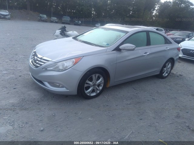 Photo 1 VIN: 5NPEC4AC2BH155197 - HYUNDAI SONATA 