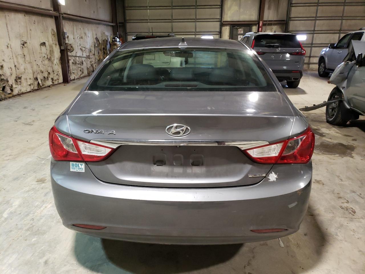 Photo 5 VIN: 5NPEC4AC2BH160237 - HYUNDAI SONATA 