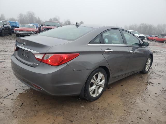 Photo 2 VIN: 5NPEC4AC2BH181752 - HYUNDAI SONATA 