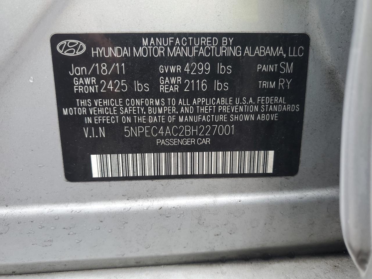 Photo 11 VIN: 5NPEC4AC2BH227001 - HYUNDAI SONATA 