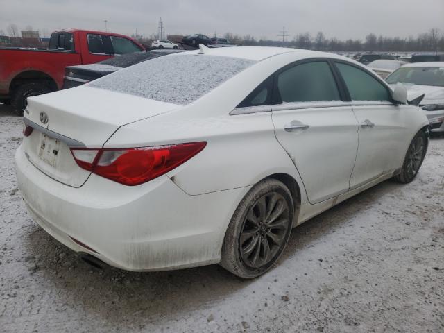 Photo 3 VIN: 5NPEC4AC2BH228410 - HYUNDAI SONATA SE 