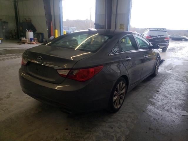 Photo 3 VIN: 5NPEC4AC2BH231999 - HYUNDAI SONATA SE 