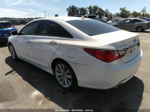 Photo 2 VIN: 5NPEC4AC2BH235048 - HYUNDAI SONATA 