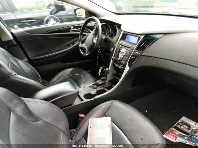 Photo 4 VIN: 5NPEC4AC2BH258670 - HYUNDAI SONATA 