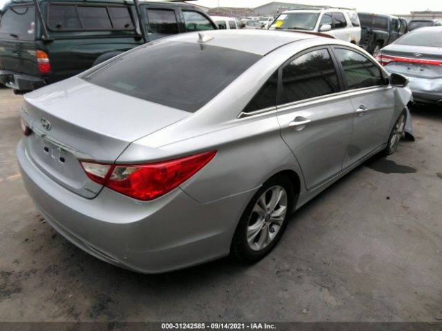 Photo 3 VIN: 5NPEC4AC2BH271287 - HYUNDAI SONATA 