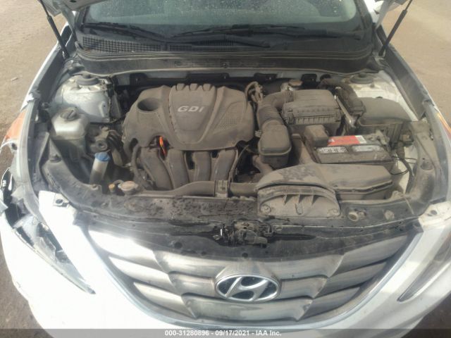 Photo 9 VIN: 5NPEC4AC2BH278823 - HYUNDAI SONATA 