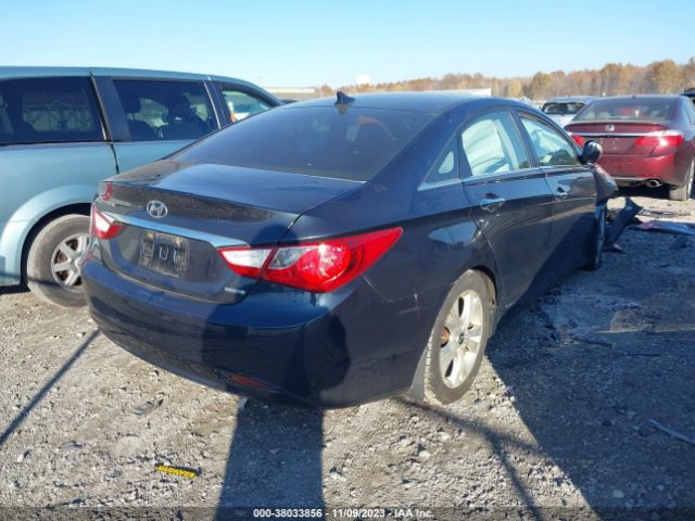 Photo 3 VIN: 5NPEC4AC2BH294245 - HYUNDAI SONATA 