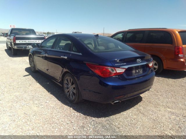 Photo 2 VIN: 5NPEC4AC2CH325978 - HYUNDAI SONATA 