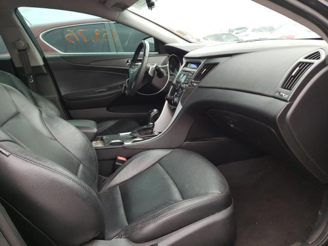 Photo 4 VIN: 5NPEC4AC2CH326242 - HYUNDAI SONATA SE 