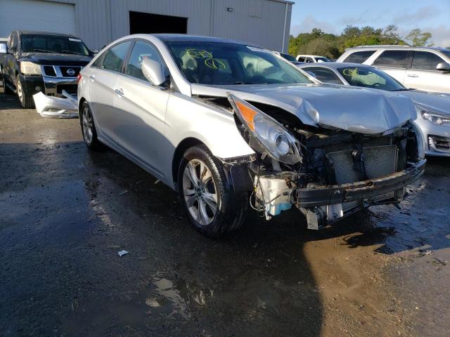 Photo 3 VIN: 5NPEC4AC2CH327164 - HYUNDAI SONATA SE 