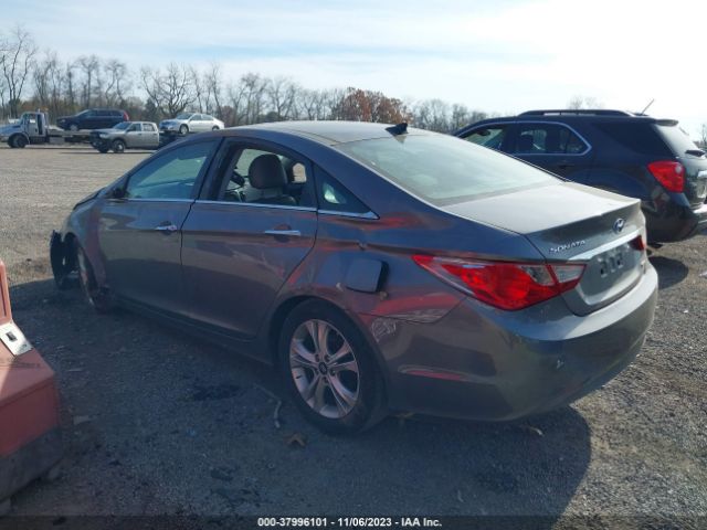 Photo 2 VIN: 5NPEC4AC2CH344949 - HYUNDAI SONATA 