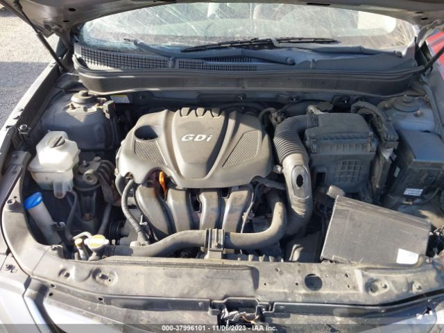 Photo 9 VIN: 5NPEC4AC2CH344949 - HYUNDAI SONATA 