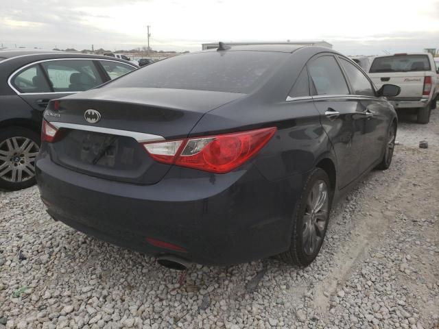 Photo 3 VIN: 5NPEC4AC2CH372332 - HYUNDAI SONATA SE 